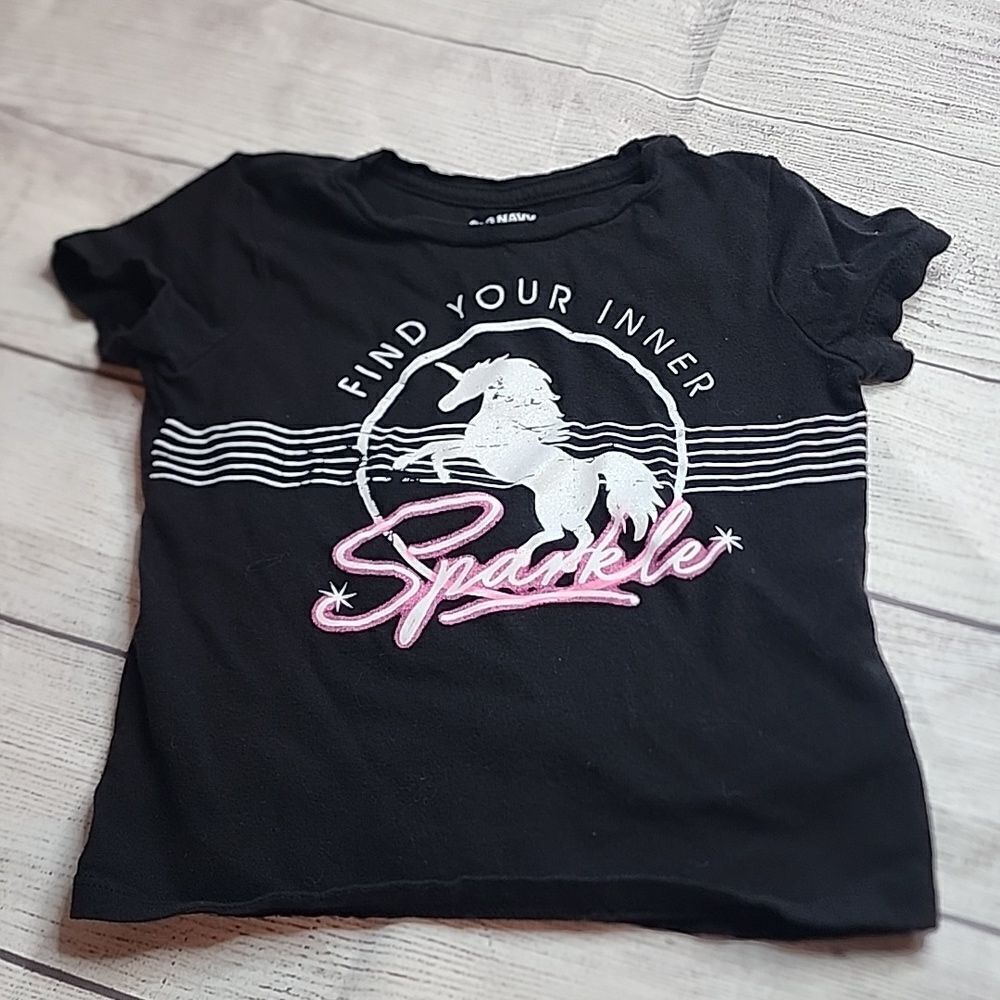 Old Navy shirt size XS